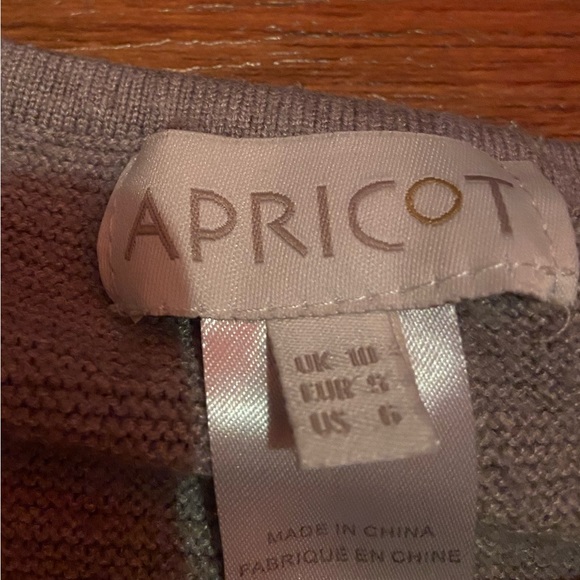 apricot long sleeve sweater - Picture 4 of 6